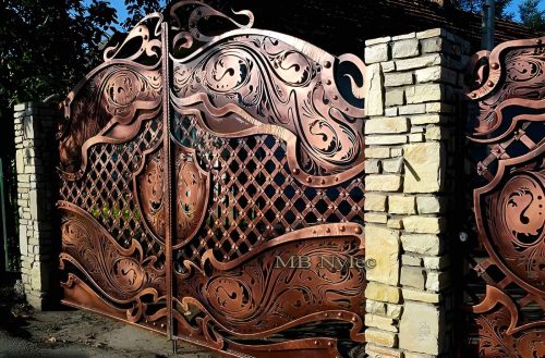 finezyjna brama wjazdowa