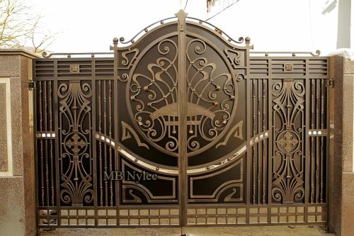Ozdobna brama metalowa kuta Ozdobna brama metalowa kuta