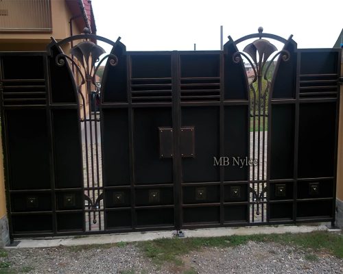 brama dwuskrzydłowa kuta pełna brama dwuskrzydłowa kuta pełna