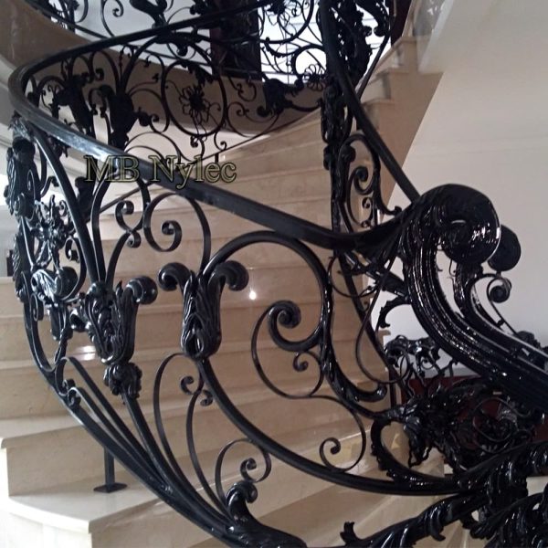 Balustrady wewnętrzne