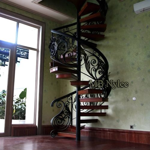 schody kute na zamówienie