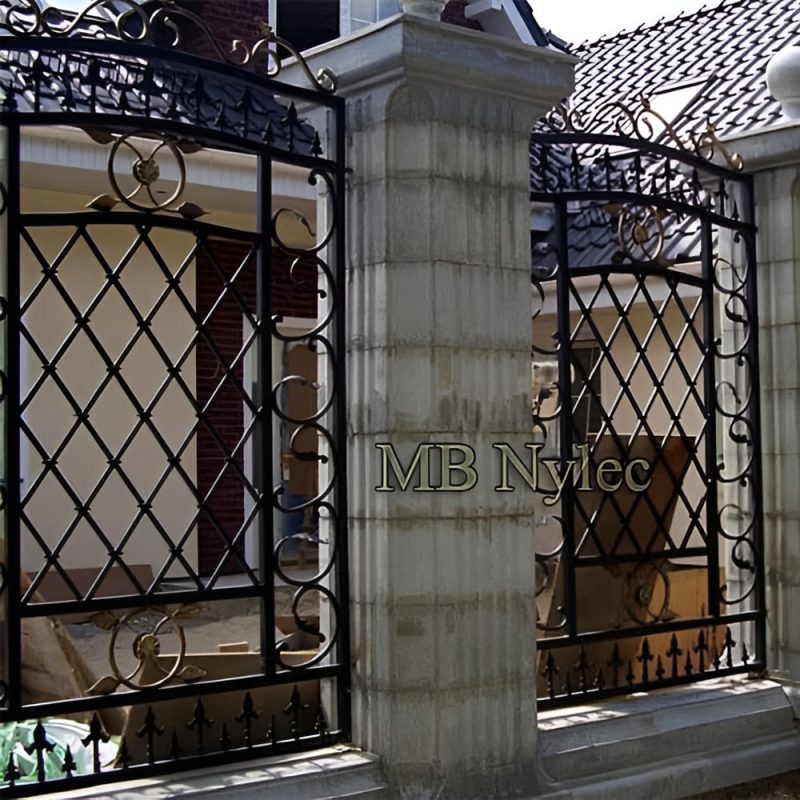 kute metalowe przęsła