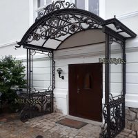 Ekskluzywny daszek ze szklanymi osłonami bocznymi ad1