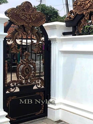 Ekskluzywna-bramka-kuta-w-stylu-orientalnym-bp129f.jpg Ekskluzywna furtka w stylu orientalnym bp129f