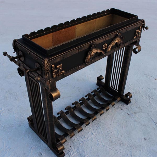 Elegancki-niewielki-grill-kuty.jpg Elegancki, niewielki grill z możliwością wyłożenia cegłą szamotową ag11