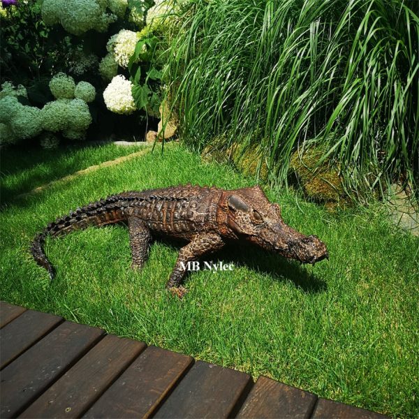Krokodyl-rzezba-metalowa.jpg Krokodyl – rzeźba z metalu z122