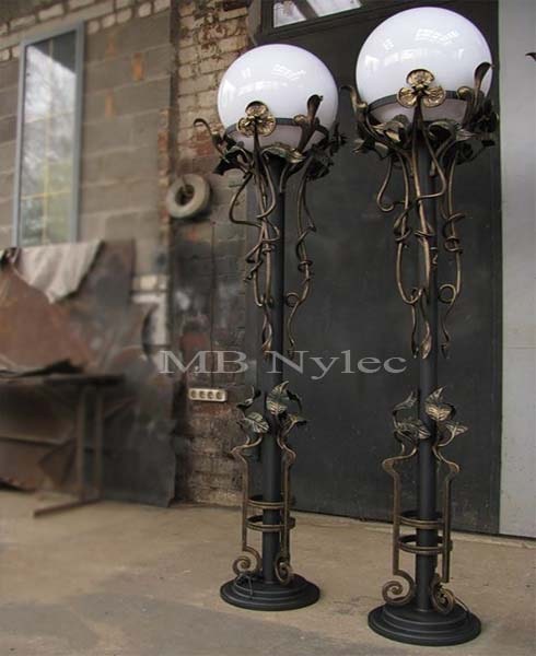Lampa kuta ogrodowa ogd59