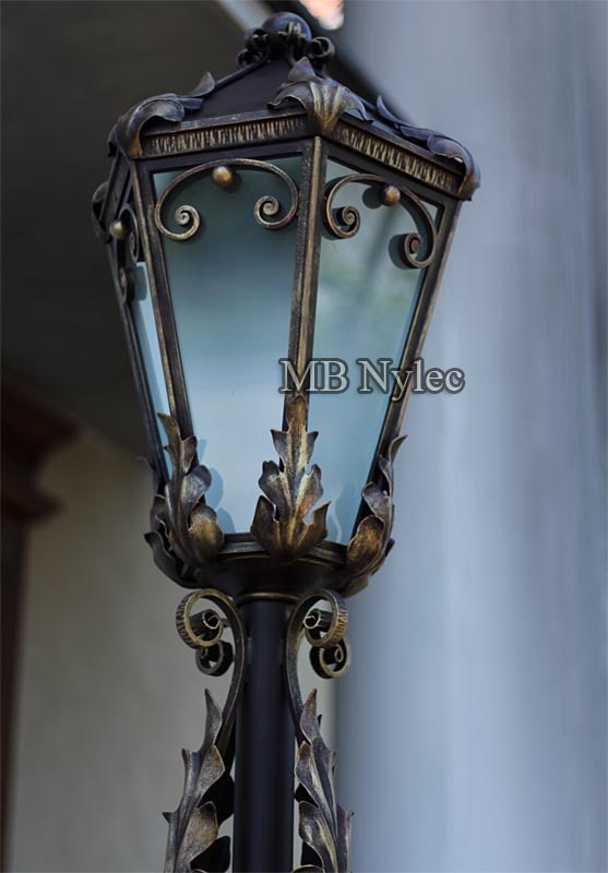 Najpiękniejsze lampy do ogrodu