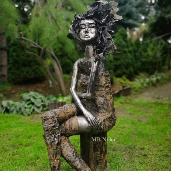 Nowoczesna-ekskluzywna-rzezba-metalowa.jpg Elegancka Pani – nowoczesna rzeźba kobiety z115
