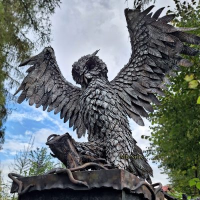 Puchacz – figura sowy z metalu z120