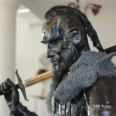 Ragnarr-Lothbrok-galeria-rzezb-stalowych-scaled-1.jpg Ragnarr Lothbrok rzeźb stalowych scaled