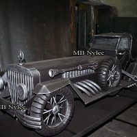 Rzezba-ze-stali-grill-samochod-retro-mercedes.jpg Rzeźba-grill w kształcie samochodu Mercedes retro ag3