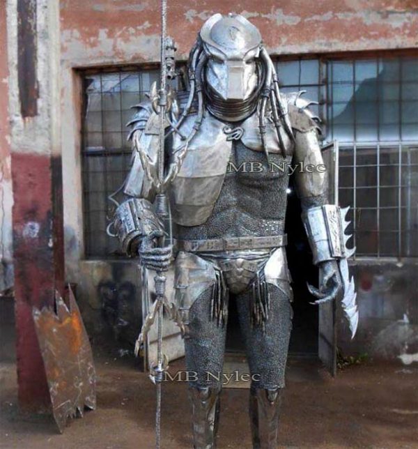 Rzezby-metalowe-do-urzedow-parkow-skwerow.jpg Predator – figura ze stali z65
