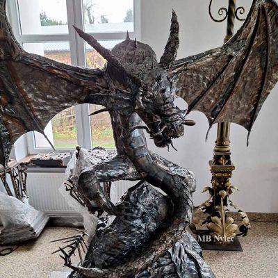 Duży smok ze stali, wys. ok. 200 cm z111