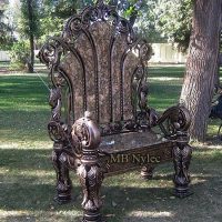 Tron-kuty-ekskluzywny-fotel-mk54.jpg Ekskluzywny fotel-tron kuty z granitowym siedziskiem mk54