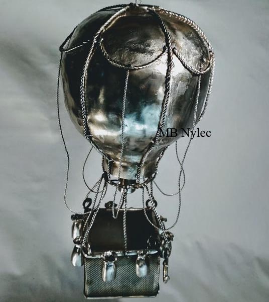 balon-rzezba-ze-stali-nierdzewnej.jpg Balon z koszem – figura ze stali nierdzewnej zinox15