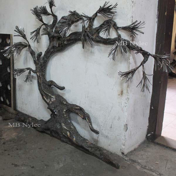 bonsai-ze-stali-drzewo-z-metalu-plaskorzezba-bonsai-metaloplastyka-Debica.jpg Drzewko bonsai – płaskorzeźba ze stali z63