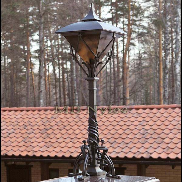 designerska-kuta-lampa-stojaca-ogd103.jpg Designerska kuta lampa stojąca ogd103