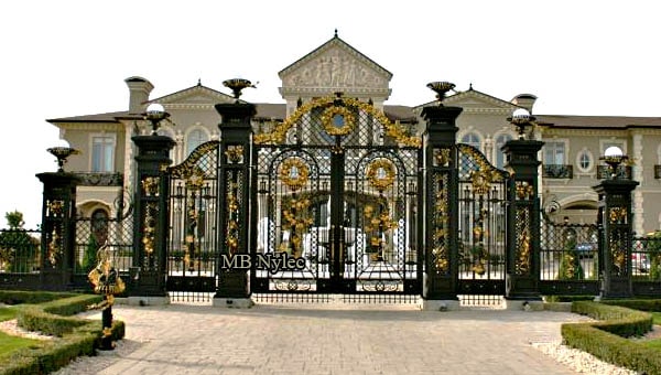 Bardzo duży zestaw bramowy z sześcioma słupami bp50