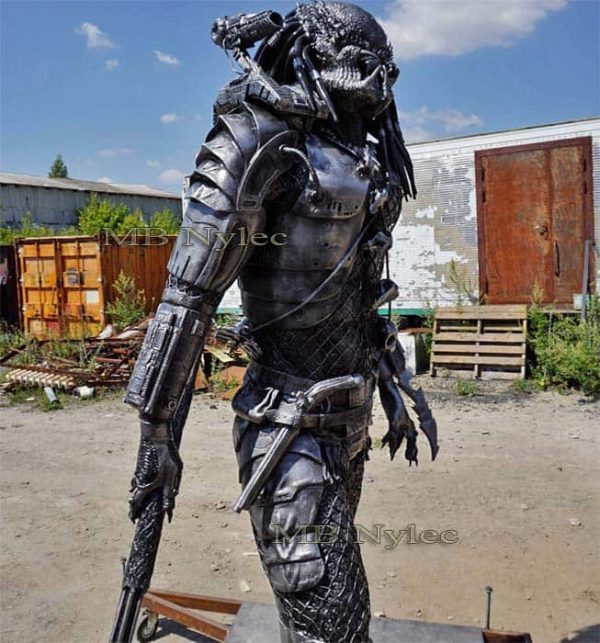 figury-metalowe-galeria-figur-stalowych-Debica-predator-ze-stali-metaloplastyka.jpg Figury metalowe figur stalowych predator ze stali metaloplastyka