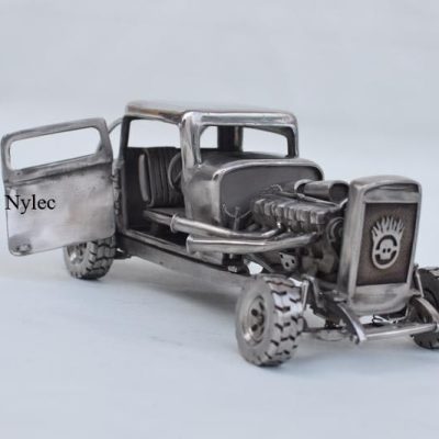 figury-ze-stali-hot-rod.jpg Figury ze stali hot rod
