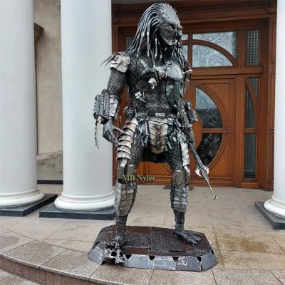 filmowa-figura-z-metalu.jpg Filmowa figura z metalu