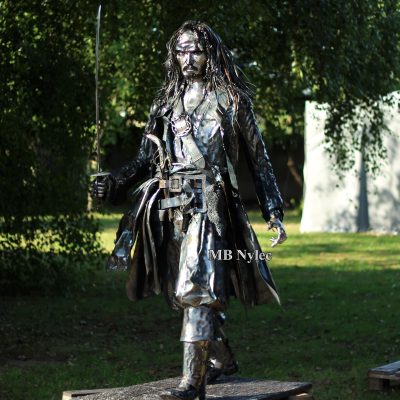 jack-sparrow-kowalstwo-artystyczne-figury.jpg Jack sparrow figury
