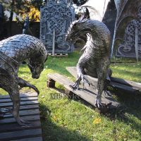 kute-smoki-metaloplastyka.jpg Masywny smok ze stali z funkcją lampy z96