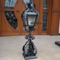 lampy-palacowe-producent.jpg Elegancka lampa w typie dworskim, wysokość 120 cm ogd13
