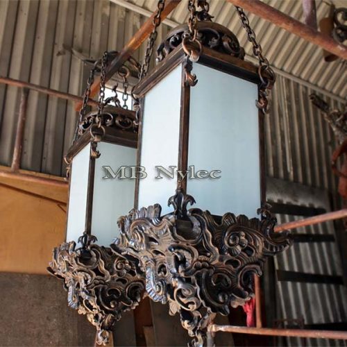 masywna-wiszaca-lampa-barokowa-ogd47.jpg Masywna, wisząca lampa barokowa – wariant latarenki parkowej ogd47