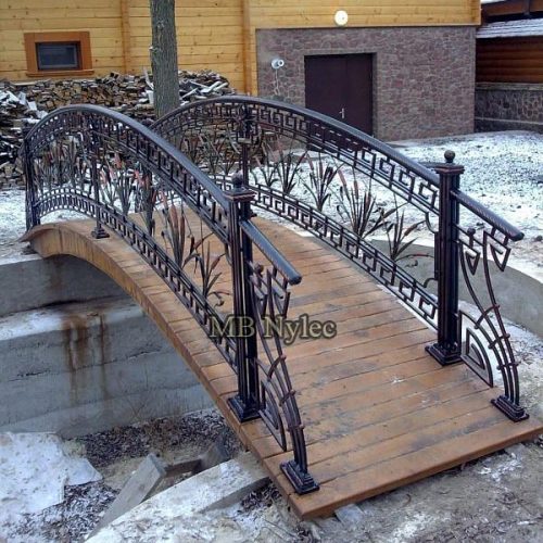 mostek-kuty-motyw-grecki.jpg Stalowy mostek łukowy w motywie greckim am7
