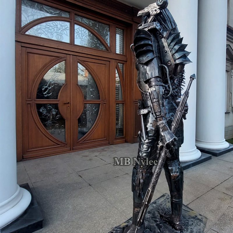 producent-figur-stalowych-predator.jpg Figur stalowych predator