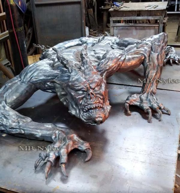 rzezby-z-metalu-demon-ze-stali-plaskorzezba-demon-diabel-metaloplastyka.jpg Demon – rzeźba ze stali z66