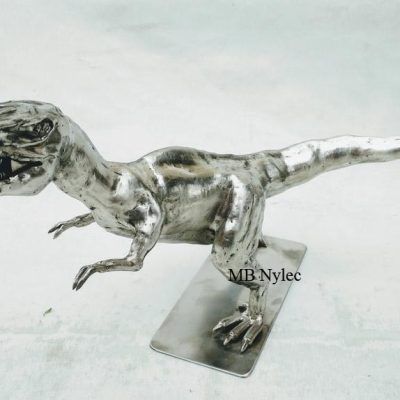 tyranozaur-rzezba-z-metalu-kowalstwo-artystyczne.jpg Tyranozaur rzeźba z metalu